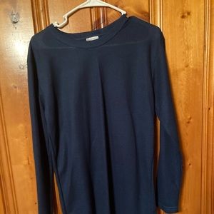 Size Medium Mens thermal shirt Essential sleepwear